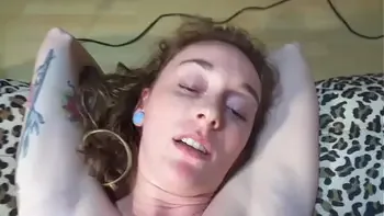 18YO NATURAL RED HEAD 18YO FIRST TIMER DOES HARDCORE XXX PORN SEE FULL VIDEO on  XVIDEOS RED