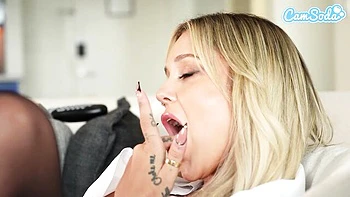 Pornstar smut with tender Kali Roses and Derek Savage from Cam Soda