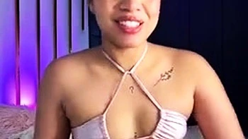 Hottest brunette solo webcam masturbation 2