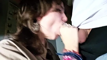 ma copine addict a la gorge profonde baveuse