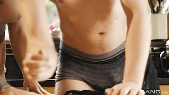 Watch nice Esluna Love's trailer