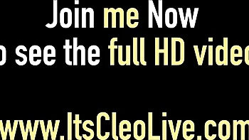 Its Cleo Live - kissing xxx