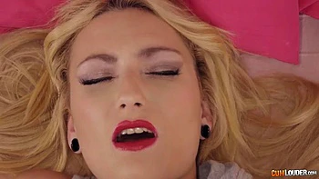 Beautiful blonde hard fucked: Blowjob, Doggy  Cowgirl Porn