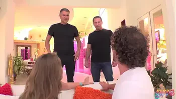 Cheating Girlfriend Electra Rayne Anal Fucked By Two Dicks