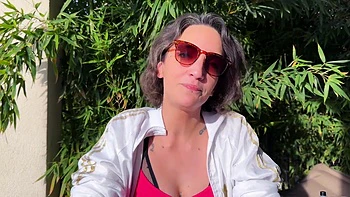 Amandine Pellissard, Chat-Bite and Charles Vassal: from TV to sex! - Jacquie et Michel TV