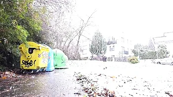 Gorgeous angel in a leather jacket Mini Mitzi X is pissing outdoors