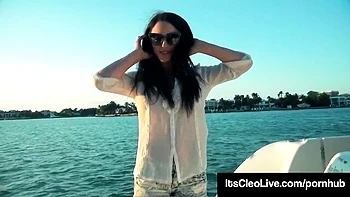 Well-formed truelove at striptease video