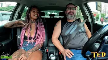 Ela veio para fazer um porno e prometeu trazer a mãe na próxima - Sophia Chocolate