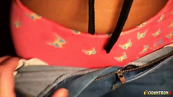 Crystel In Sports Bar - Videos - JohntronX