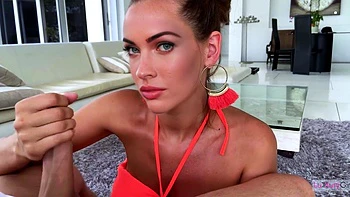 Cute brunette young hookup amateur teen blowjob