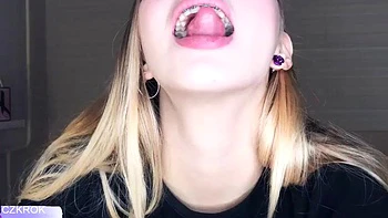 Braces: Amateur, Bongacams  Braces Tease Porn