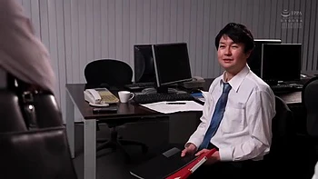 TZLRFVOIYMVUESOXEN44SAME198