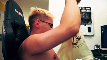 Horny Babe Trapped in Washer Takes My Thick Cock Deep