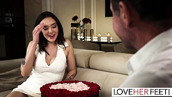 Love Her Feet featuring David Perry and Catherine Knight's footjob trailer