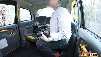 Seductive Cherry's young (18+) xxx