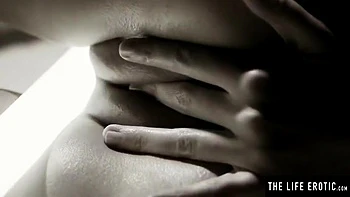 Hot Naked Brunette Fingerbangs Herself To An Intense Orgasm