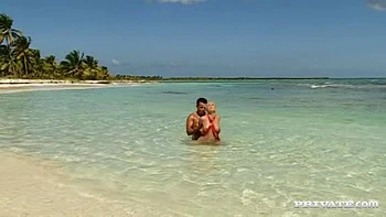 Kathy Anderson Goes Wild On a Tropical Beach - Private Porn Sex Videos