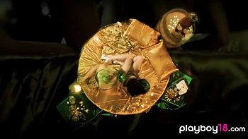 Teenie Gives A Special Treatment To Her Gf With Lauren Oconner