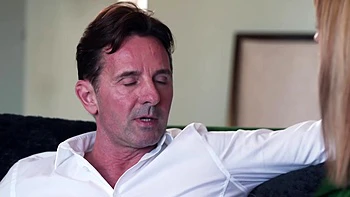 Zelhia thanks her savior in a tough way! - Jacquie et Michel TV