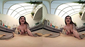 Alisa is alone: Blowjob, Doggy  Cowgirl VR Porn