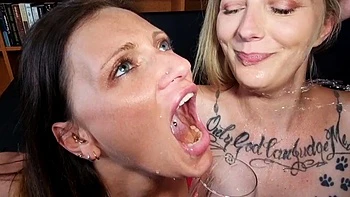 Kimberlyx - Piss In Mouth, Spew On Cock, Eating Cereals & Milk