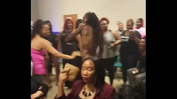 Skinny Stripper Gets In BBW Pants