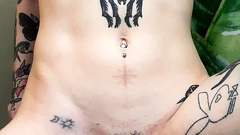 Amateur brunette ariana marie solo toying