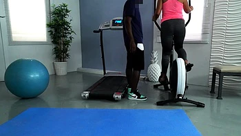 Brunette Slut Gives Blowjob To Big Cock Outdoors