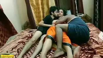 Indian Bhabhi shared her with us!! Best hindi hardcore group sex