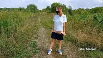 I'm like a cute girl with ponytails on my head