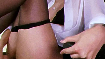 Amateur brunette double toying on webcam