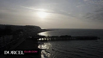 Stunner Simon Kitty - blonde porn - Dorcel Club