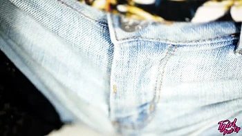 Doxy's brunette dirt by Grooby Girls