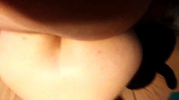 Amateur anal hardcore on a bed