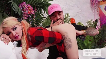 Hooking Up With Tiny Slut Lola