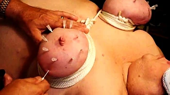 Amateur bbw Glitch masturbates her fat pussy