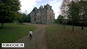 Alexis Crystal and Tiffany Tatum in an irresistible threesome