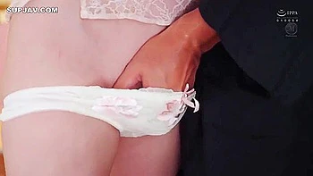 Mertua Membantu Sang Menantu Lagi Hamil No $en$or