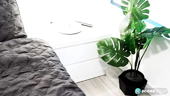 Fairly Bimbo and Kaya's masturbation trailer