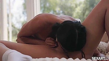 Scarlett Alexis & Kylie