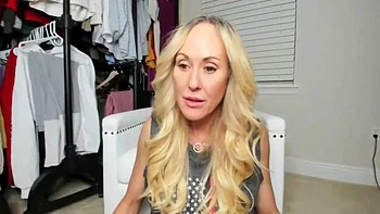 Mature Tease: Big Tits, Babe  Blonde Porn