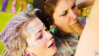 Pornstar Action With Luring Anuskatzz From