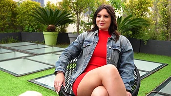 Red Lily is definitely addicted to sex... - Jacquie et Michel TV