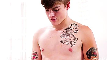 Astonishing Cougar Kit Mercer Is Fucking With Her Shy Stepson