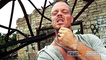 Dollish Harleen Van Hynten - big tits dirt - Wolf Wagner Com