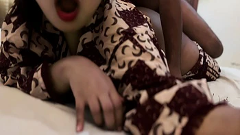 Cute Girlfriend Fucked By Boyfriend When Her Parents Go To Market