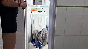 Skinny Redhead Latina Gets Fucked Hard By Plumber - Amateur Blowjob & Cumshot