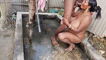 Indian Bhabhi Peeing During Sex - Big Ass Anal Fuck with Devar