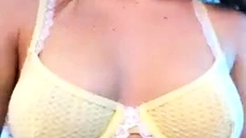 Horny Webcam Babe Solo Masturbation