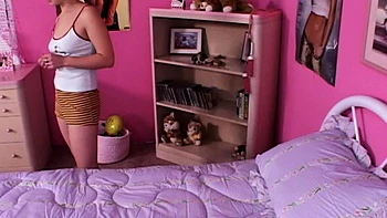 Sexy solo teen Little April